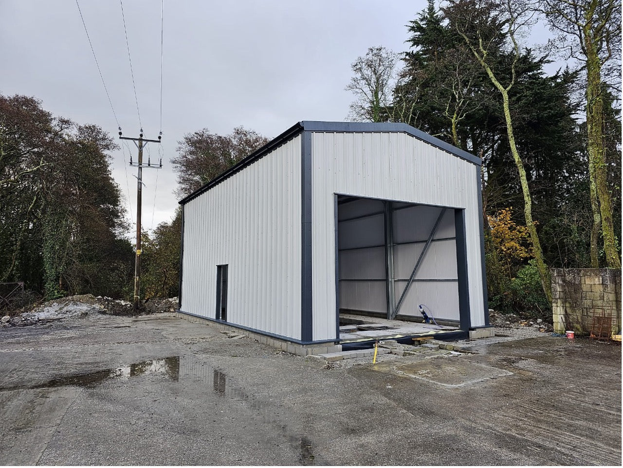 Insulated MOT Station and Garage. - Atlantic Steel Buildings | UK Company No. 06234005